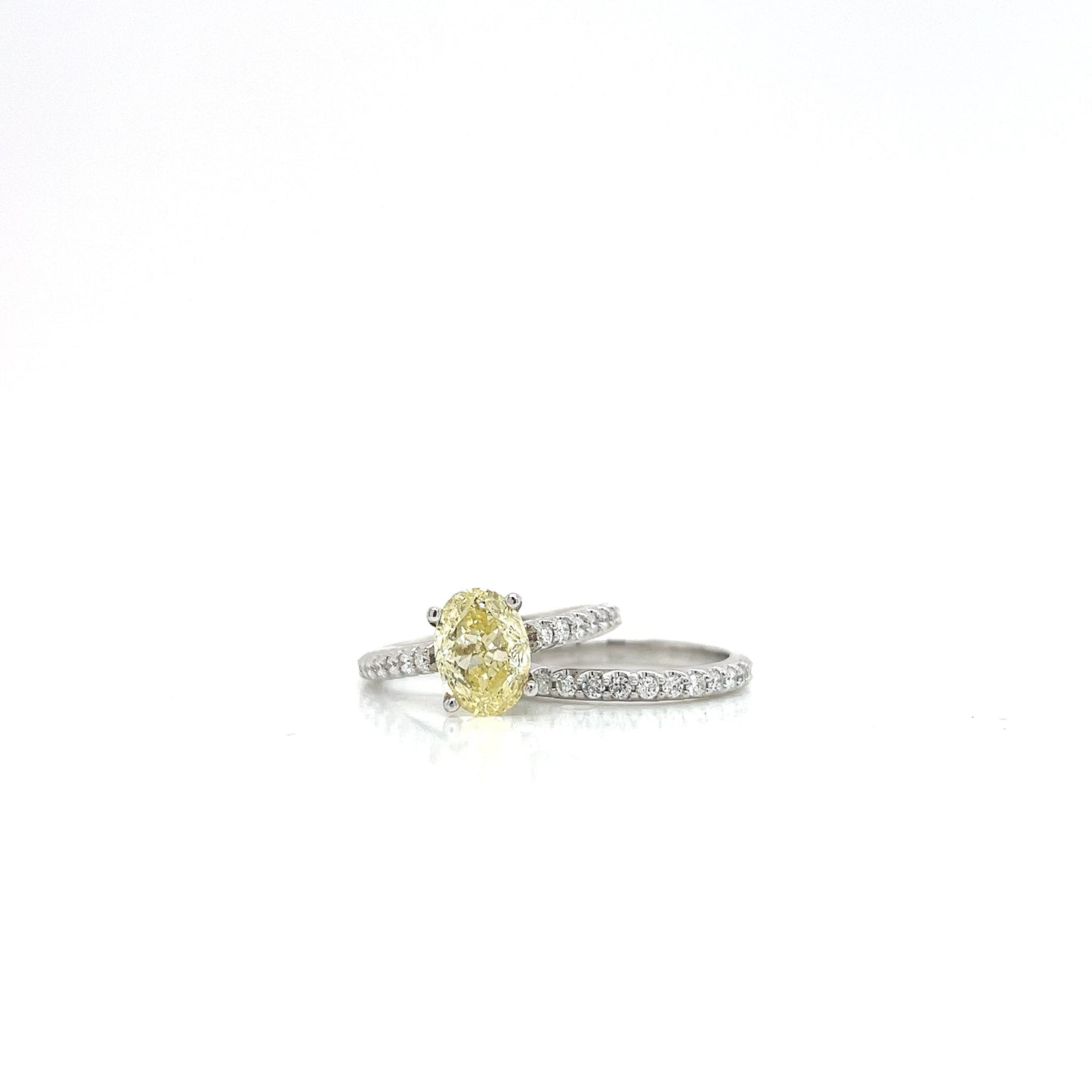 14KW 2.75cttw Lab-Grown Diamond Oval Cut Ring - 2.00ct Center Fancy Yellow IGI Certified