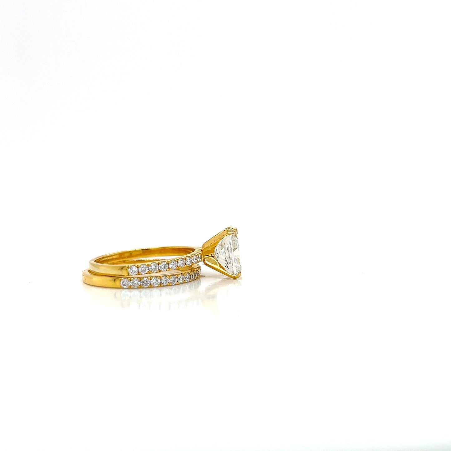 14KY Lab Grown Diamond Solitaire Cushion 3.00cttw Ring - 2.02ct E/VS1 IGI Certified with Band